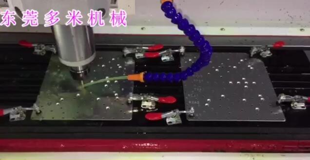 多米數(shù)控機(jī)床